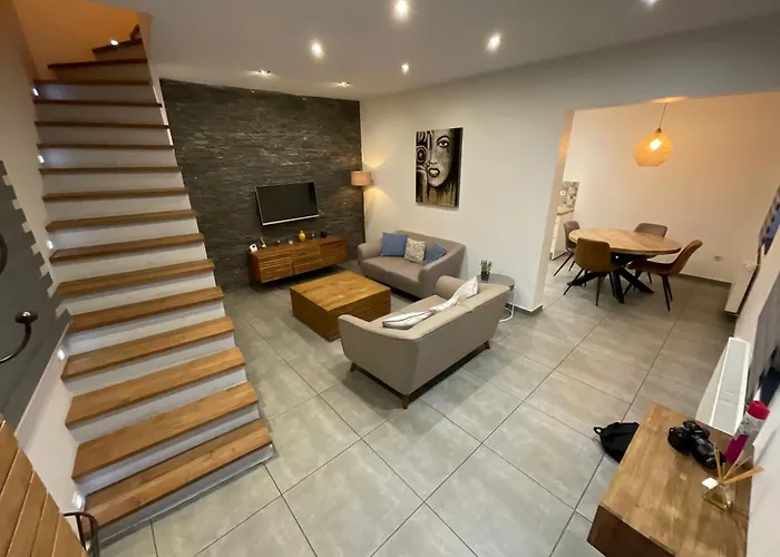 Maison 3 Chambres Proximite Aeroport Et Grand Axes